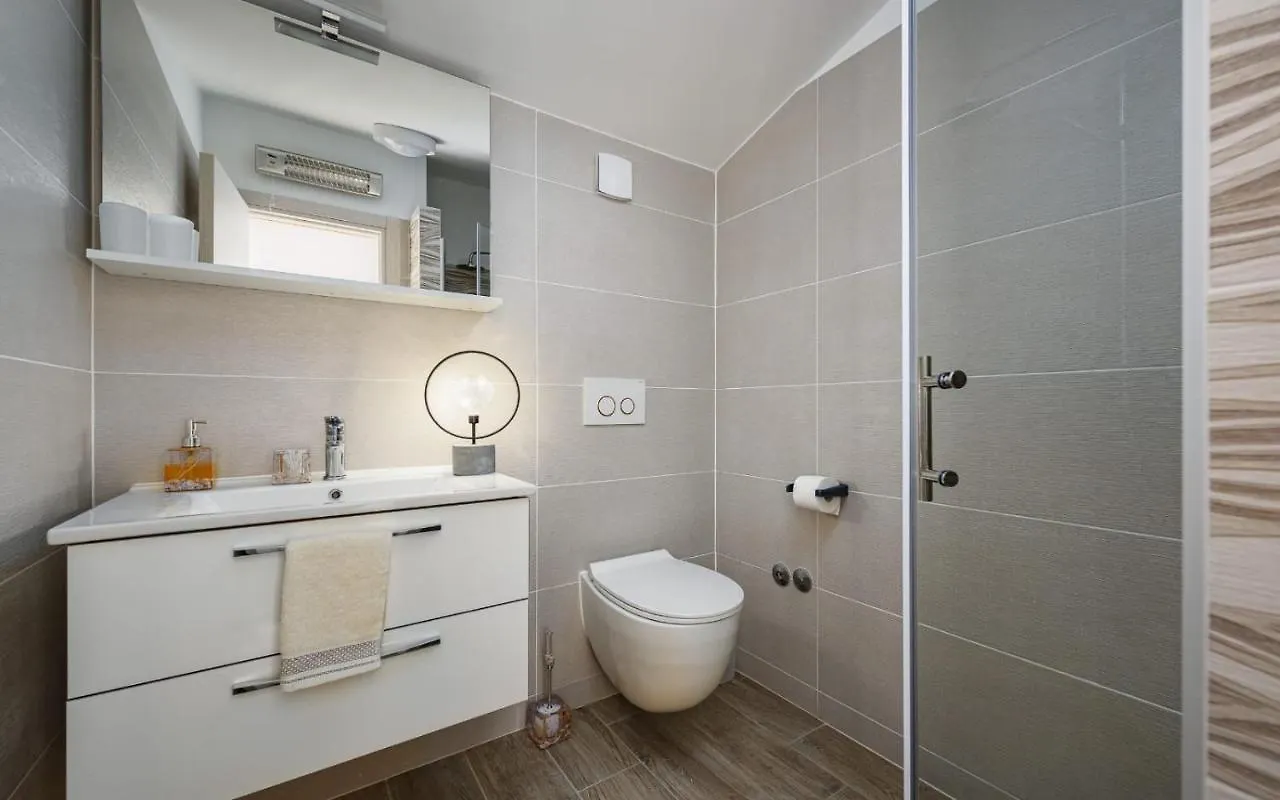 Apartments Valeria Divšići Kroatien